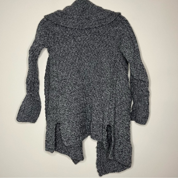 IRELANDSEYE Glenross 100% Merino Wool Cable Knit Fisherman Waterfall Cardigan - Picture 9 of 12